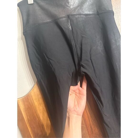 Spanx faux leather leggings black size M - Picture 4 of 5